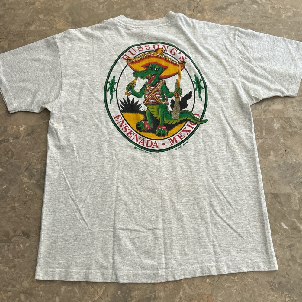 Vintage 90s Hussong’s Ensenada Mexico Crocodile Tee XL
